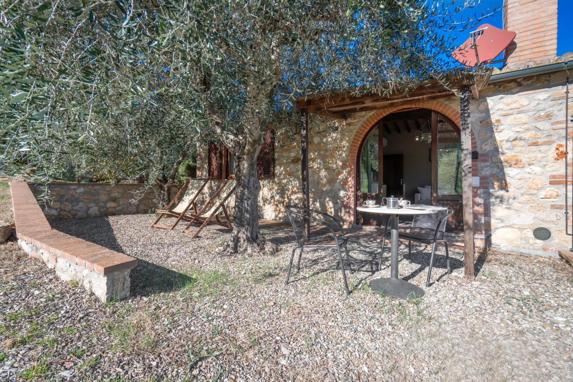 Agriturismo Agresto Apartments, Pool, Siena Hills Casole dʼElsa Exterior foto
